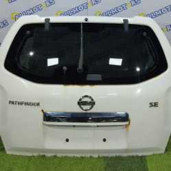 Nissan Pathfinder, v-4.0 2011 год,   крышка багажника