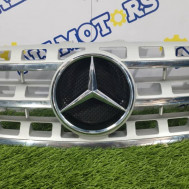 Mercedes-Benz W164, решётка радиатора