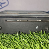 Land Rover Range Rover Sport 2.7 TD 2008 г. DVD-ROM