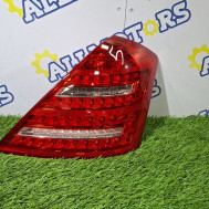 Mercedes-Benz S350D W221, задний правый фонарь